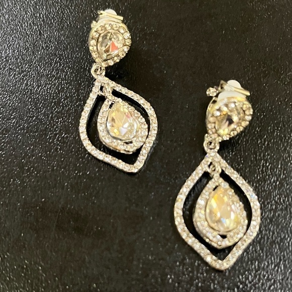 Four pairs Faux Diamond Earrings Clip On Prom Homecoming Coquette Girl Demure - Picture 12 of 15